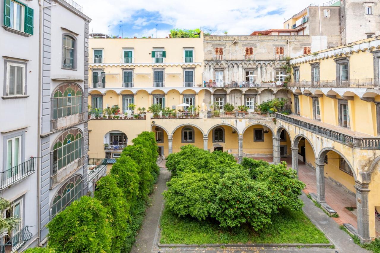 Cloistervista Apartment Наполи Екстериор снимка